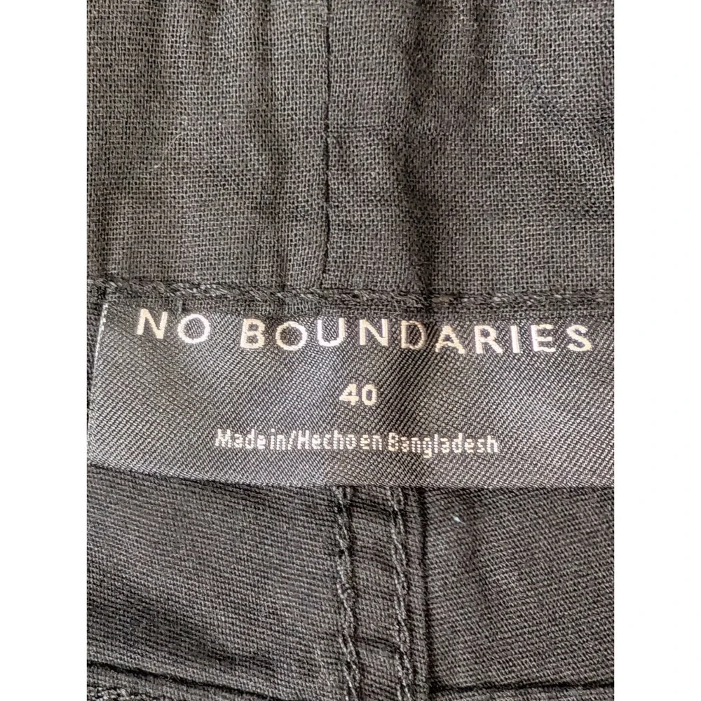 No Boundaries Mens Black Stretch Flat Front Shorts Raw Edge Size 40 NWT
